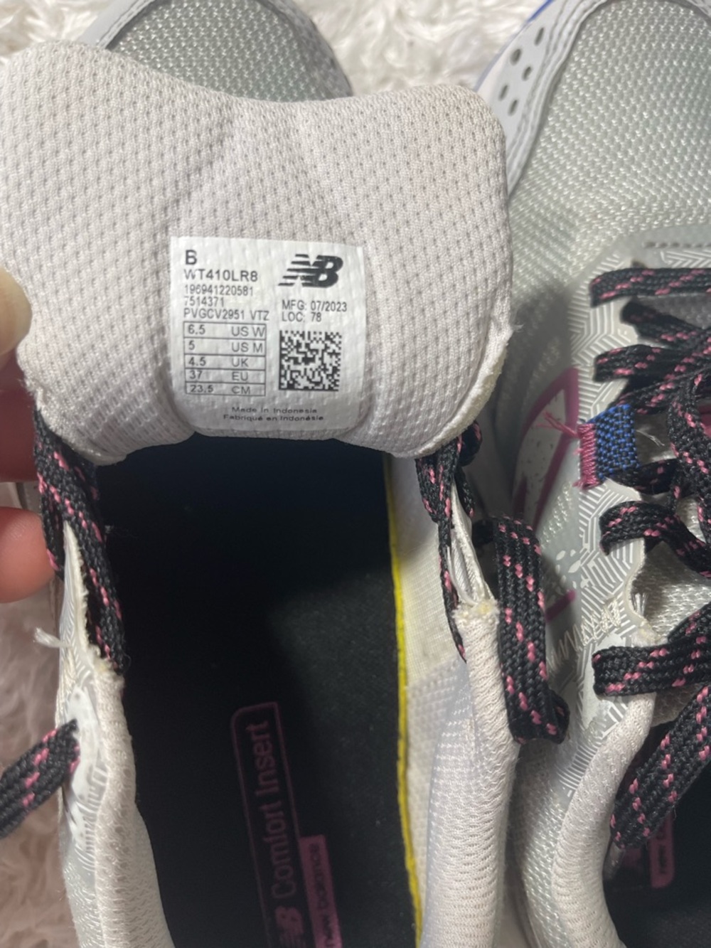 New Balance White, Gray & Pink Women's Running Sneakers